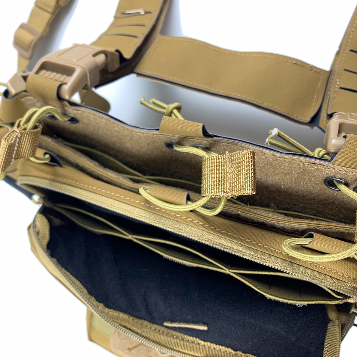 CONQUER TITAN CHEST RIG - CB