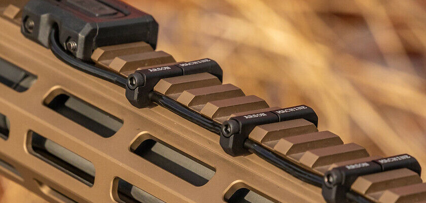 Wire guide system clip ARS. style per M-LOK NERO accent